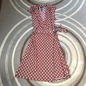 Bisou Bisou  Wrap Below Knee Midi Geo Retro  70’s Vibes Sleeveless Dress